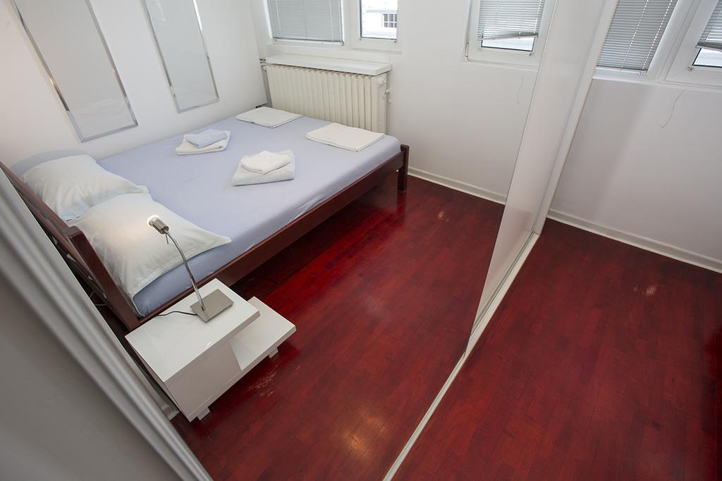 Apartment Sunset Sajmiste Zimmer foto